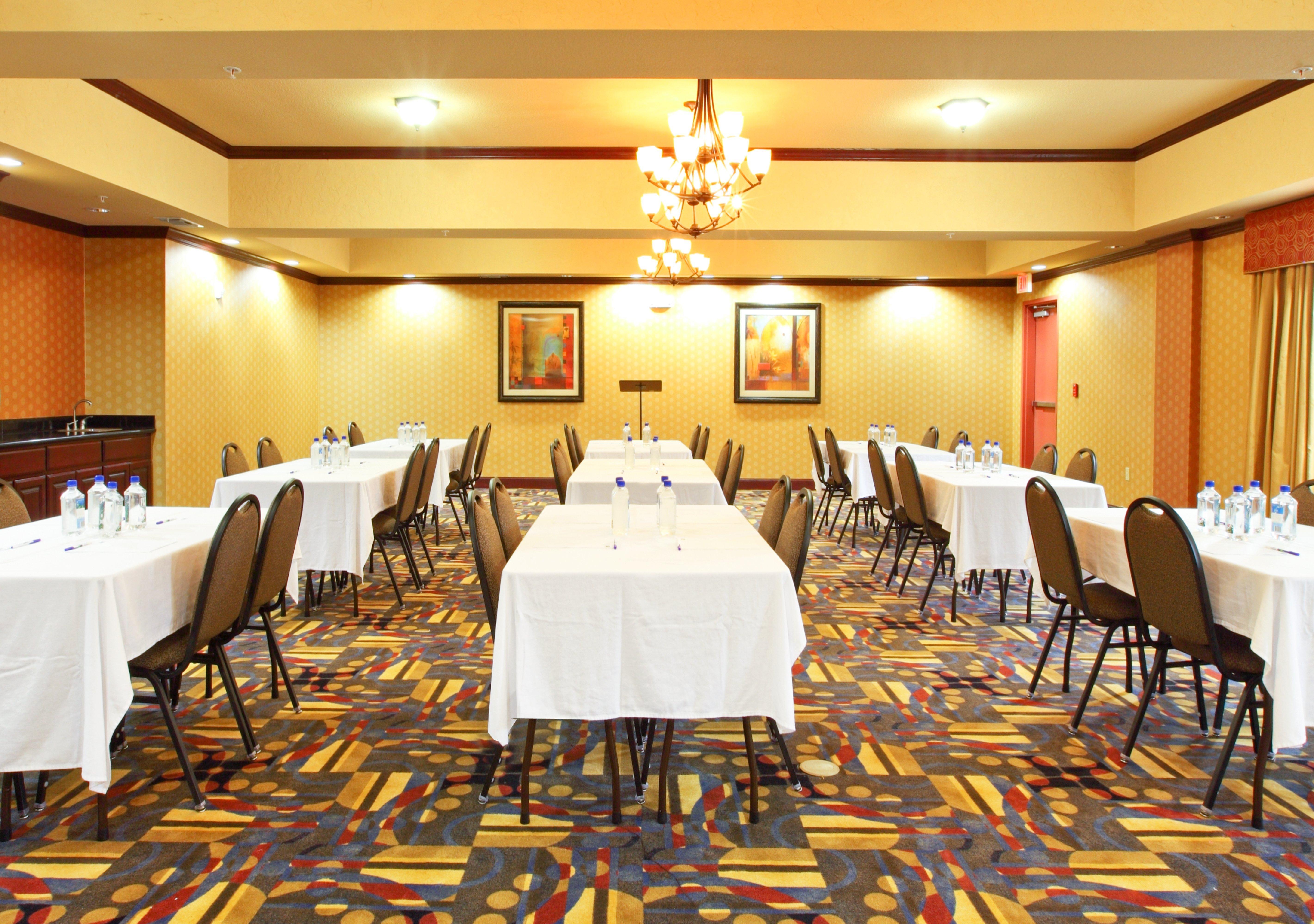 Holiday Inn Express & Suites Van Buren-Fort Smith Area, An Ihg Hotel Zewnętrze zdjęcie